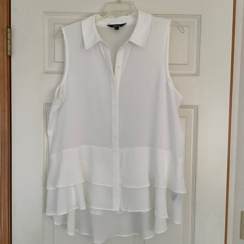Simply Vera white sleeveless blouse